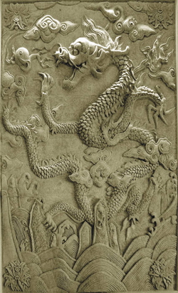 Paper-cut dragon totem