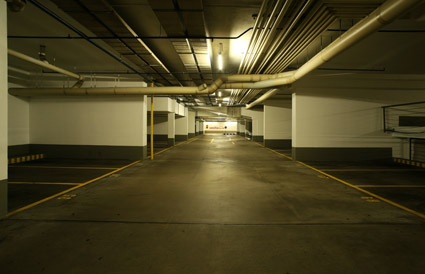 地下駐車場の写真素材