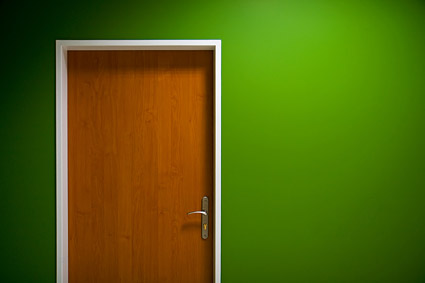 Зелени стени и вратите картина материал